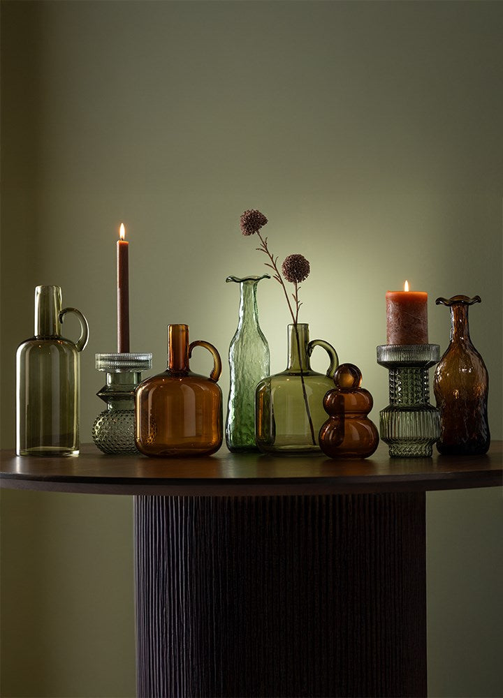 KAHVERENGİ KULPLU CAM VAZO / 24 CM