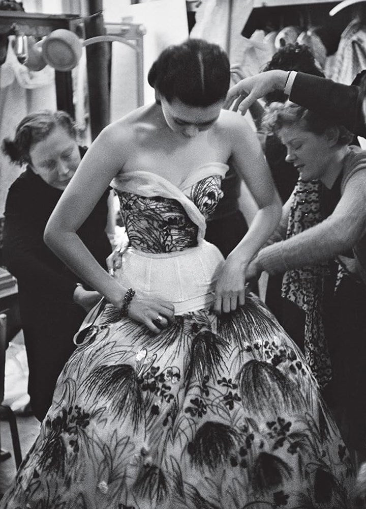 VOGUE ON CHRISTIAN DIOR