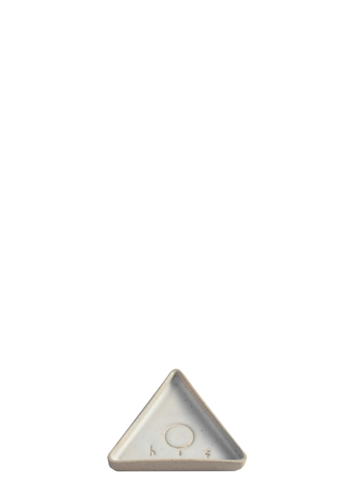 EVER CERAMIC TRIANGLE PLATE SNOW/S
