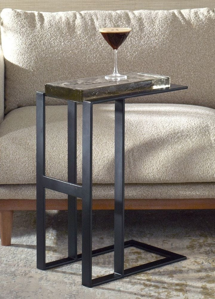 SOMA SİYAH METAL DETAYLI YAN SEHPA 