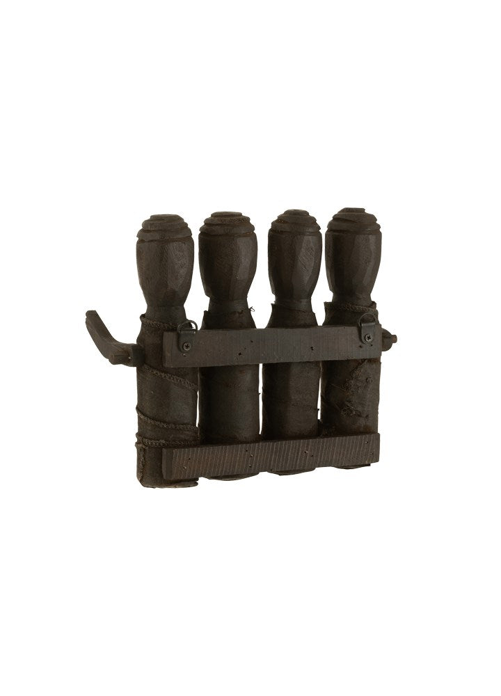 FIGURES AHŞAP ASKILIK