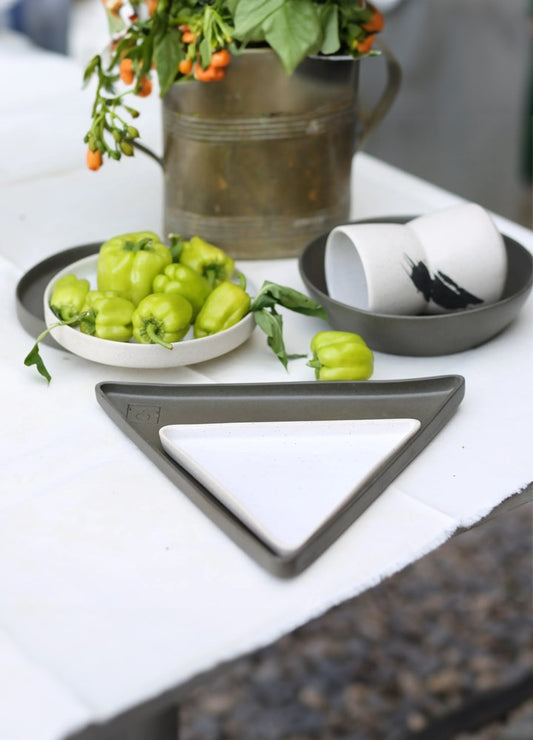 ÜÇGEN SERVİS TABAĞI 18 CM KAR