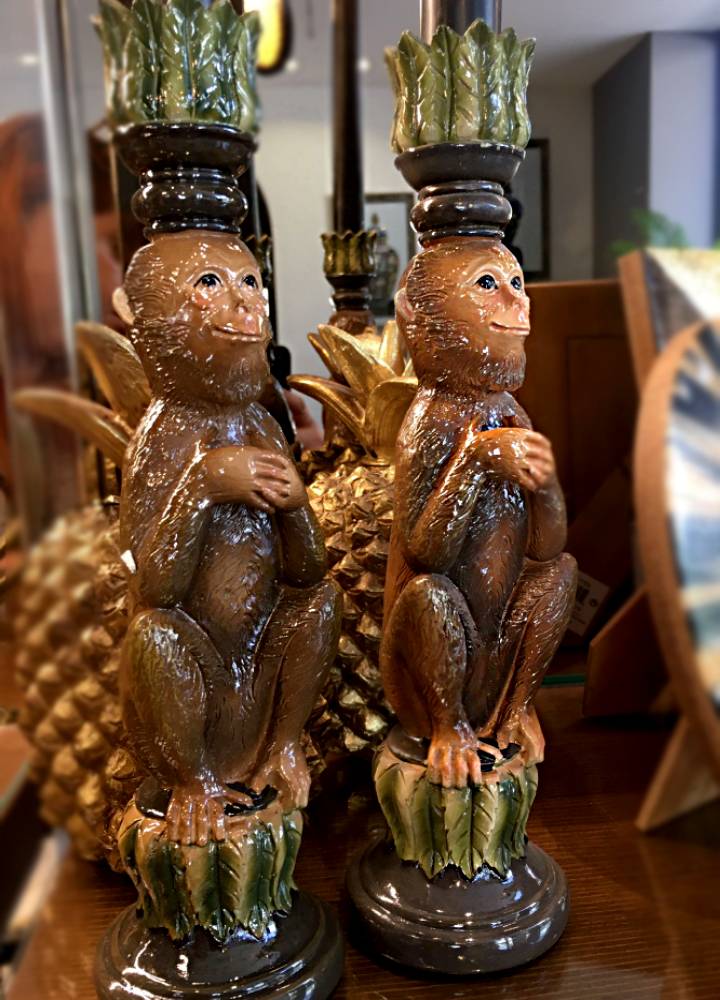 MONKEY CANDLESTICK