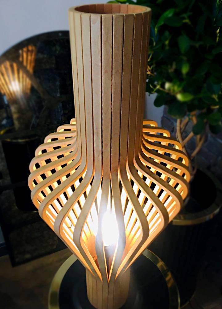 Slatted lampshade